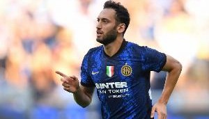 开云平台-太少！记者：加拉塔萨雷1700万欧报价恰尔汗奥卢，国米认为太低