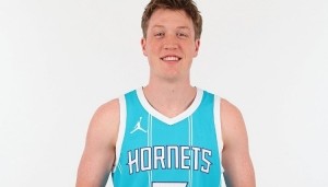 开云官网-忘带投篮包！黄蜂4号秀克尼佩尔8中1&amp;三分5中0 仅得5分1板4助1断